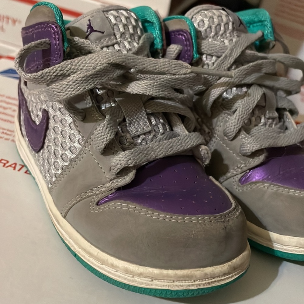 Purple Jordan AJ 1 - Picture 4 of 11